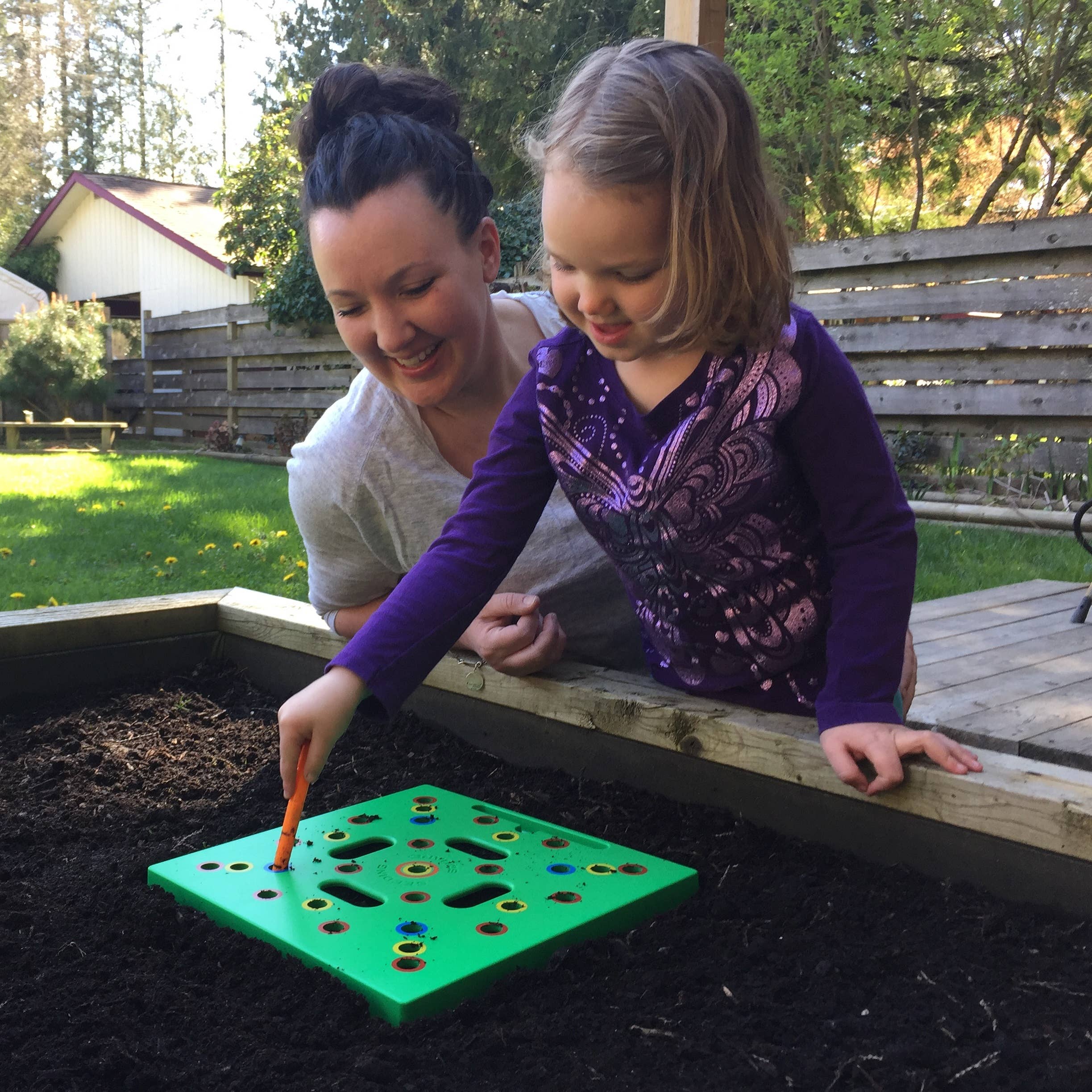 Seeding Square - Wholesale Garden Tool - SEEDING SQUARE Garden Spacing Template for Maximum Yield25