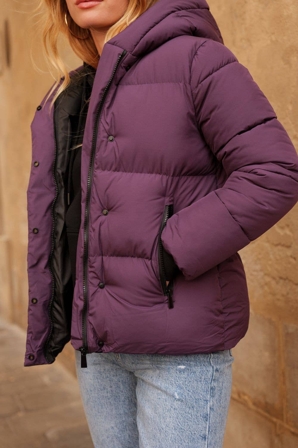 Attrait Paris - Wholesale Puffer Jacket - Women's - Short hooded jacket with side edges28