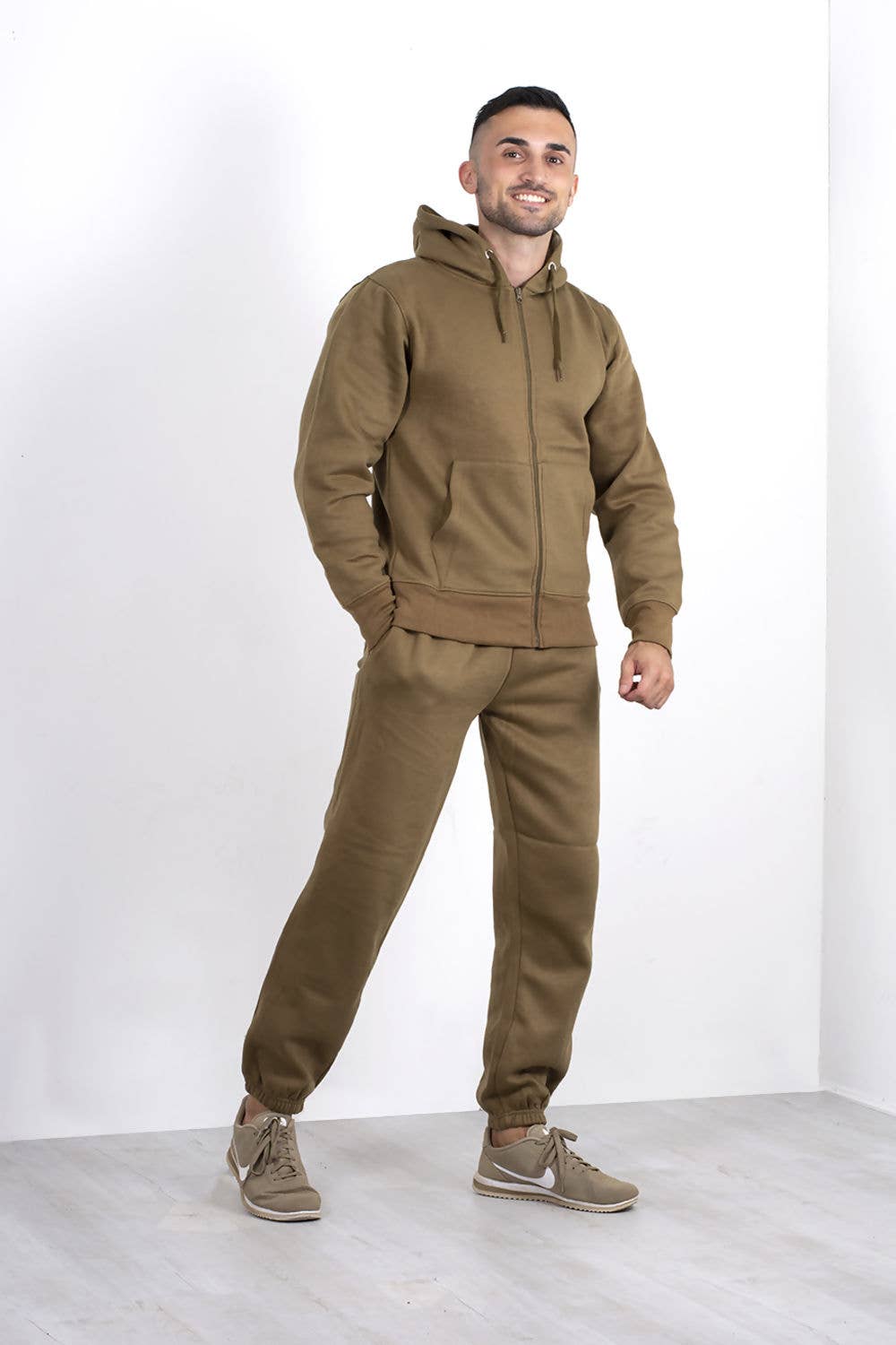 justyouroutfit – Engroshandel Træningsdragt – til mænd – Plain fleece joggingbukser med lommer og ensfarvet tracksuit6