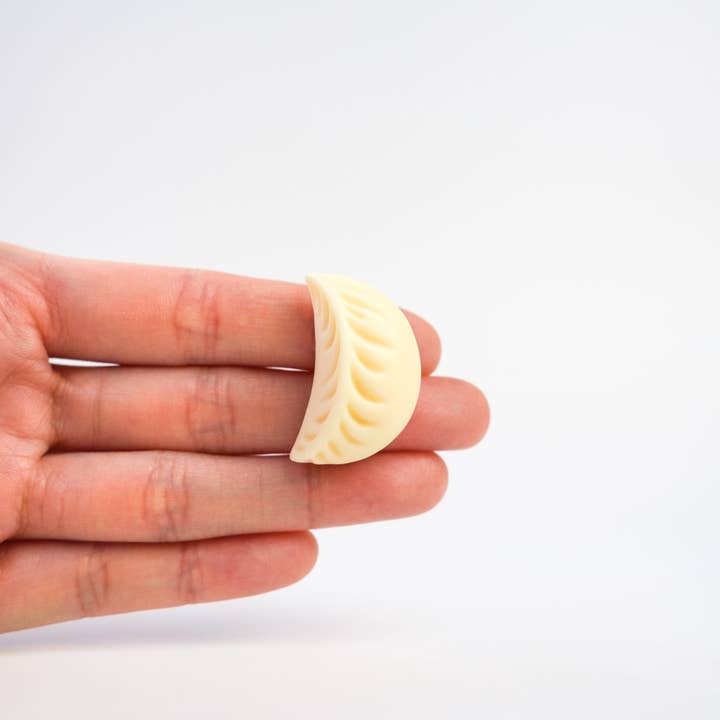 Mini Story Co - Wholesale Lapel Pin/Button - Dumpling Pin | Cute Wonton Brooch | Miniature Asian Food Accessory | Chinese Street Food Brooch | Lunar New Year's Gift