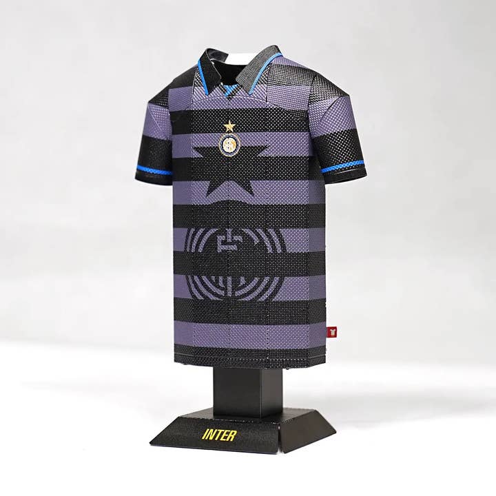 Maillot rétro en métal troisième Inter Milan FC 1997-98 pour la vente par Alloy Collectors