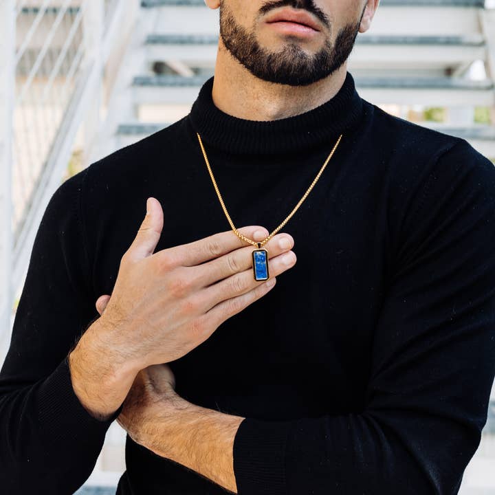 Gold Goldene Halskette mit rechteckigem Lapislazuli-Anhänger für den Großhandel auf Faire6