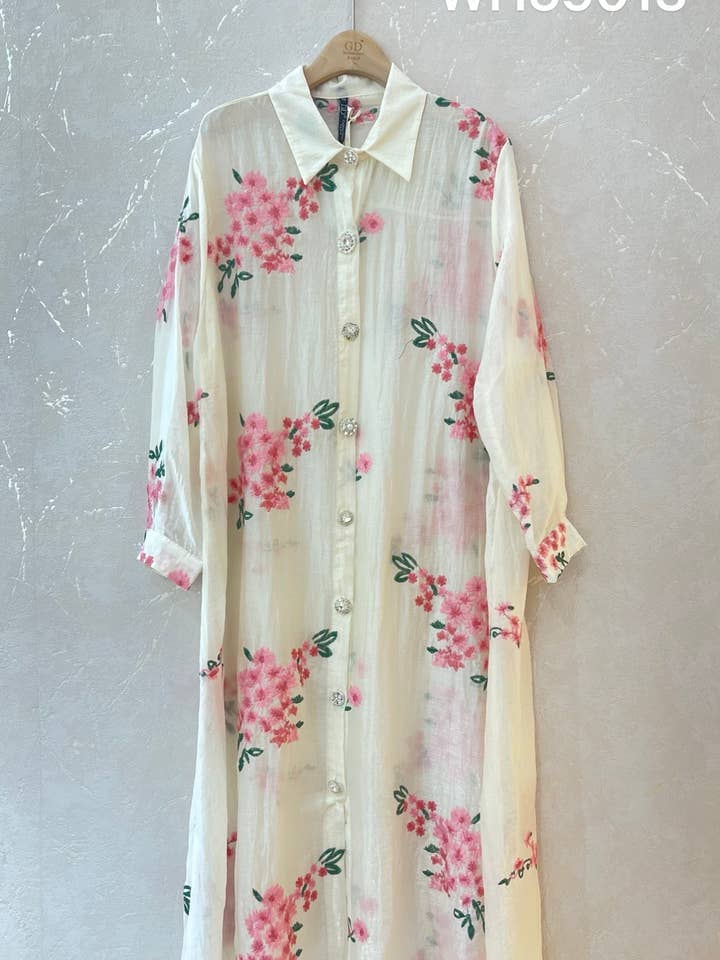 Vestito camicia maxi con dettagli floreali ricamati per la vendita all'ingrosso da parte di Chilli Girl Collection