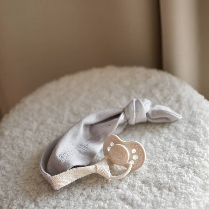 North Baby – Clips para chupeta - Bebé por atacado – PORTA-CHUPETA ORGÂNICO BALÃO NUVEM6