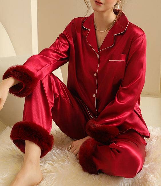 Rosa Clothing - Wholesale Lounge Set - Women's - Stain fur trim long-sleeved shirt pants loungewear set6
