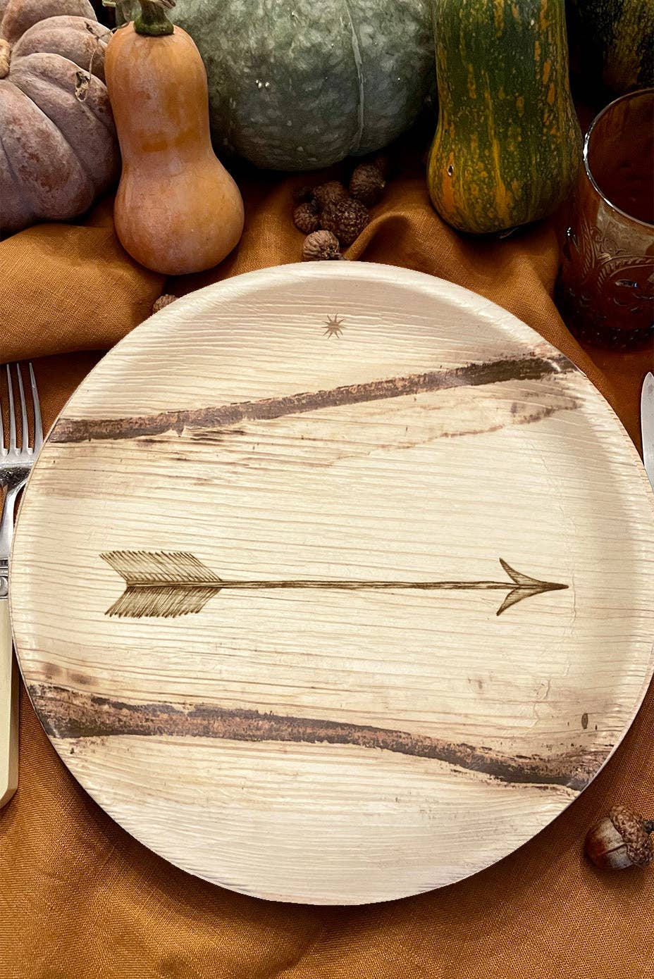 maaterra - Wholesale Disposable Plate - Compostable Palm Leaf Plates - Single Arrow, 6-12"1