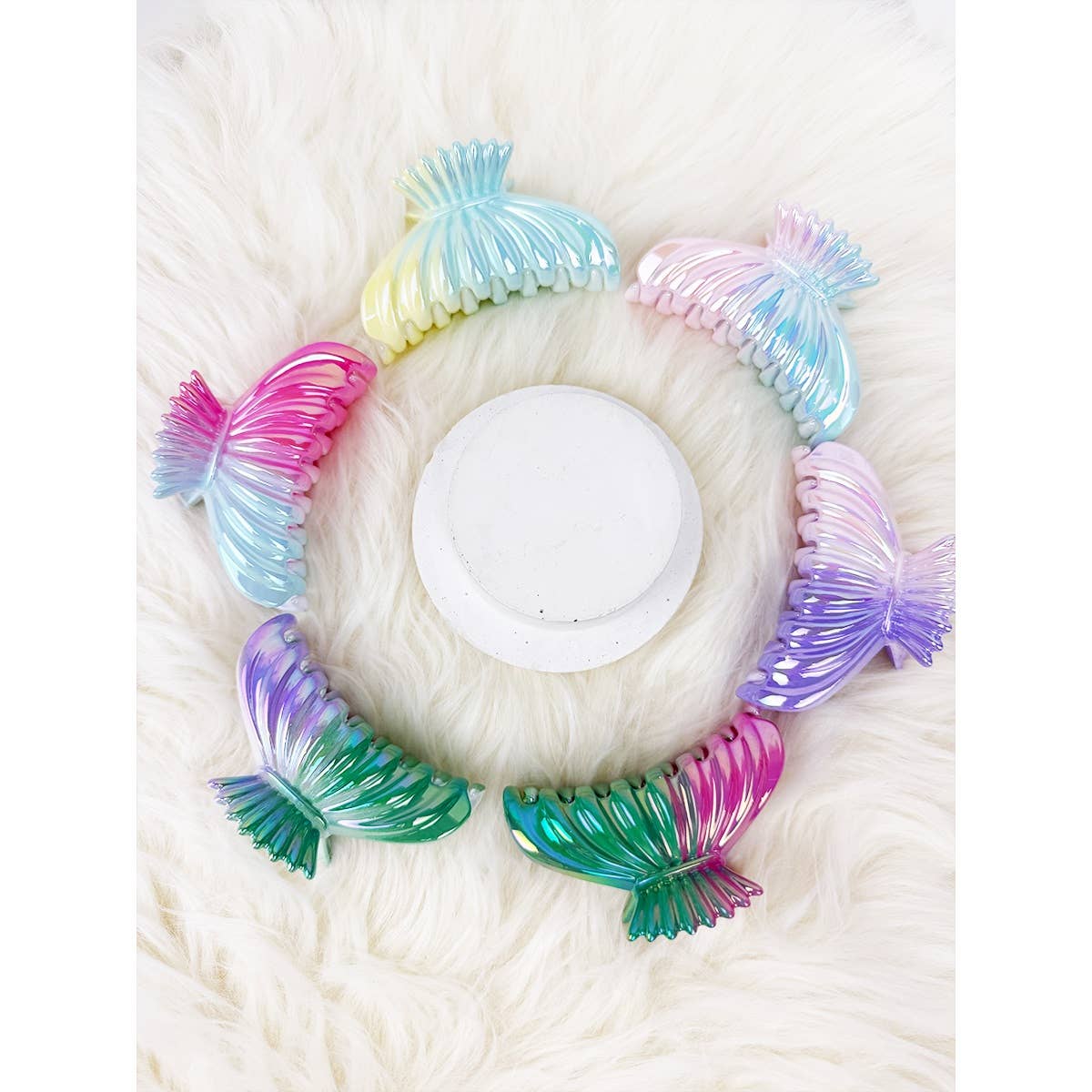 MIX COLOR Mermaids Favorite Shell Hair Claws Clips for wholesale on Faire2