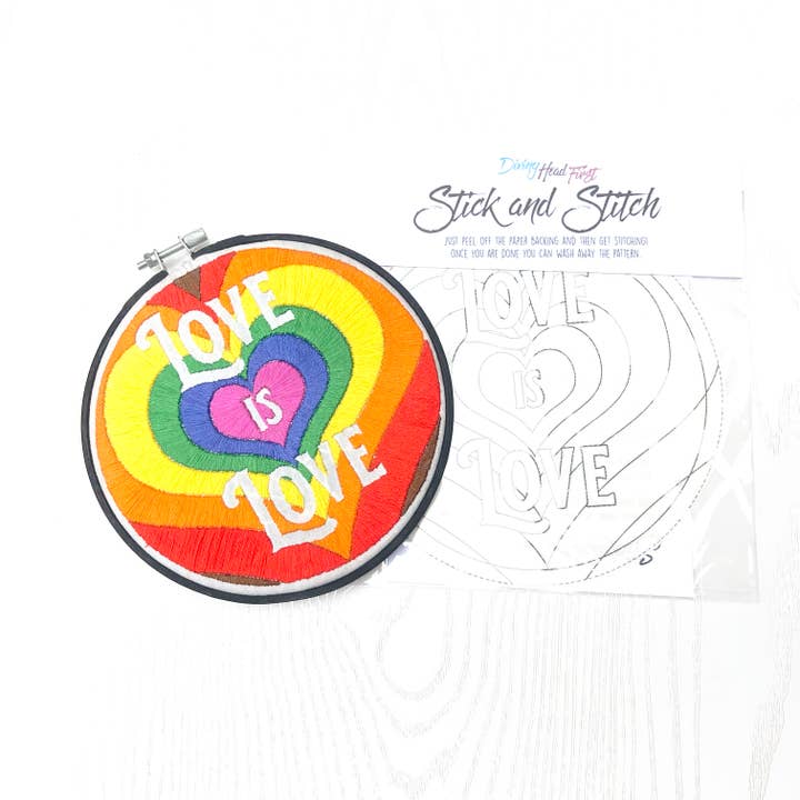 Motivo da ricamo a mano Love is Love Stick and Stitch per la vendita all'ingrosso da parte di Diving Head First