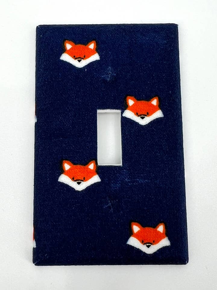 Copri interruttore luce Piccola Volpe per la vendita all'ingrosso da parte di Rusty Canvas