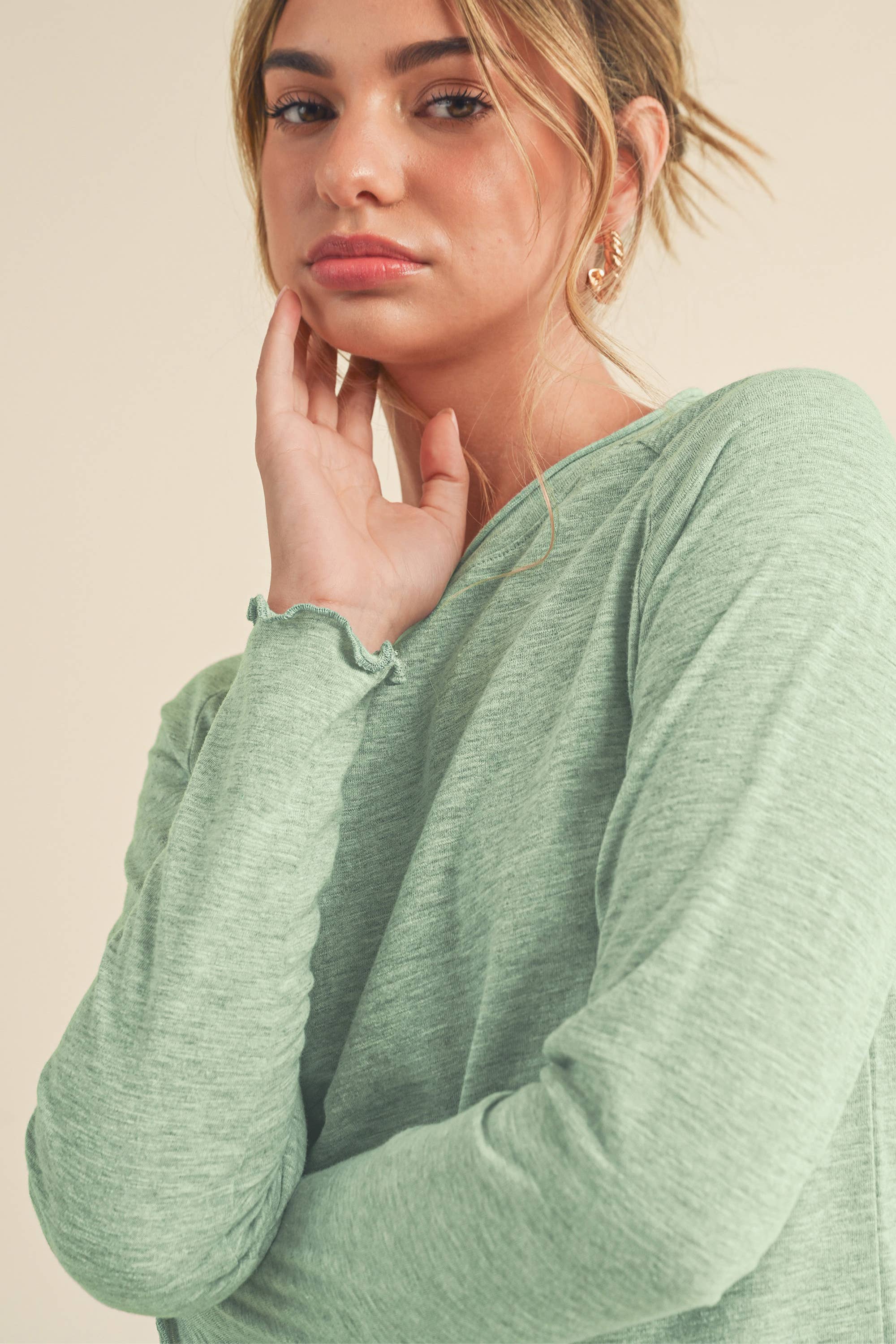 AEMI + CO - Wholesale T-Shirt - Women's - 8288DN Gwen Baby Long Sleeve Top36