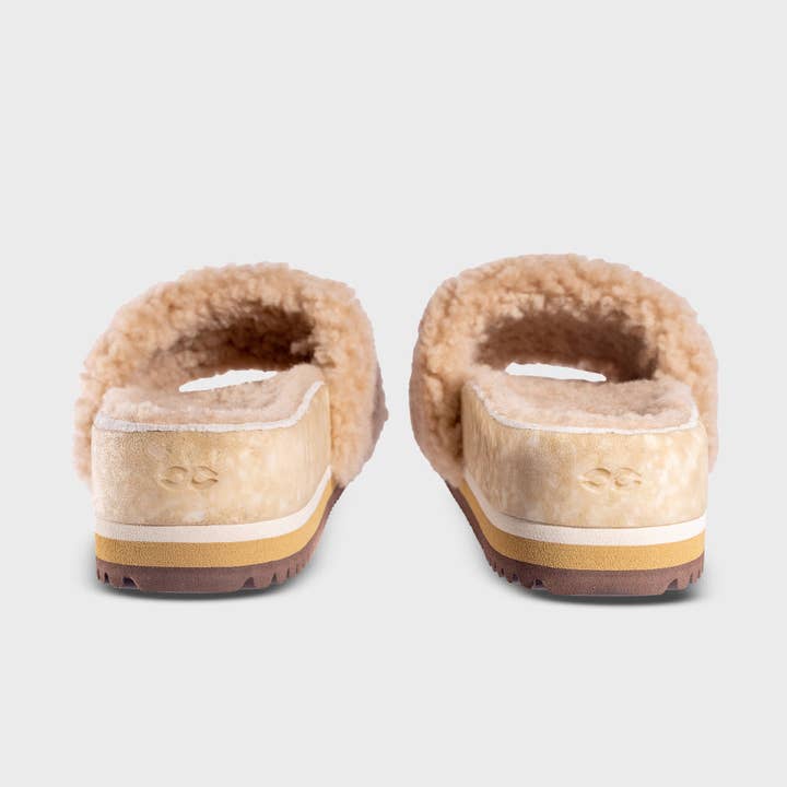 The Cito Slide - Sand for wholesale on Faire6