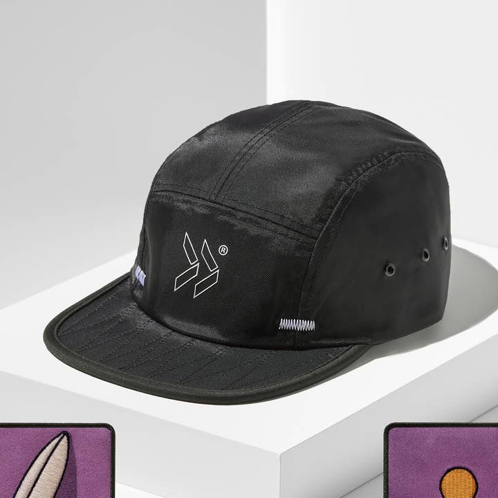 Calm Surfing. Casquette 5 panneaux noir encre. pour la vente par NEXT GENERATION HEADWEAR GmbH