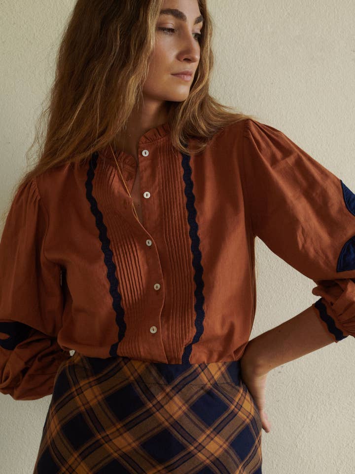 Sonmer Shop USA - Wholesale Button Down Shirt - Women's - Leonor Blouse Caramel1