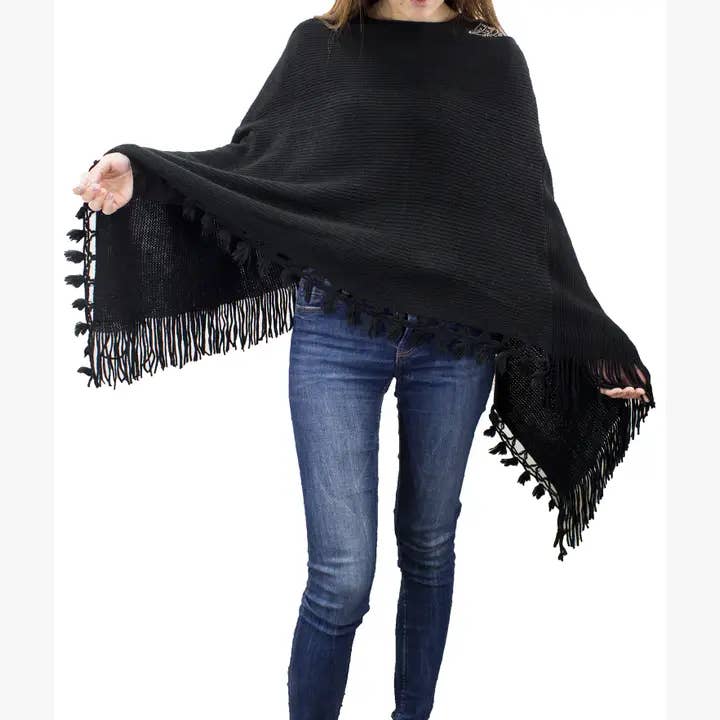 Fennco Styles - Wholesale Poncho – Women's - Black Color Block Fringe Poncho Sweater1