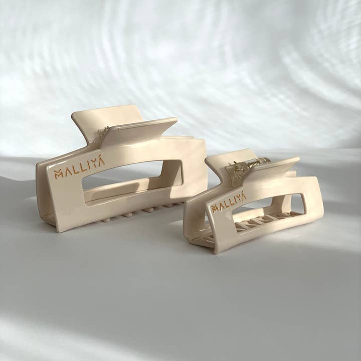 Small Claw Clip - Cream for wholesale on Faire2