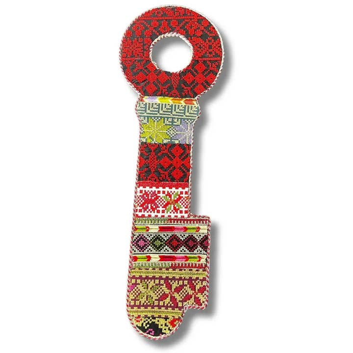 Palestinian Elegance - Wholesale Wall Accent - Key-Shaped Tatreez Design Home Decor – High-Quality Cultural Elegance5