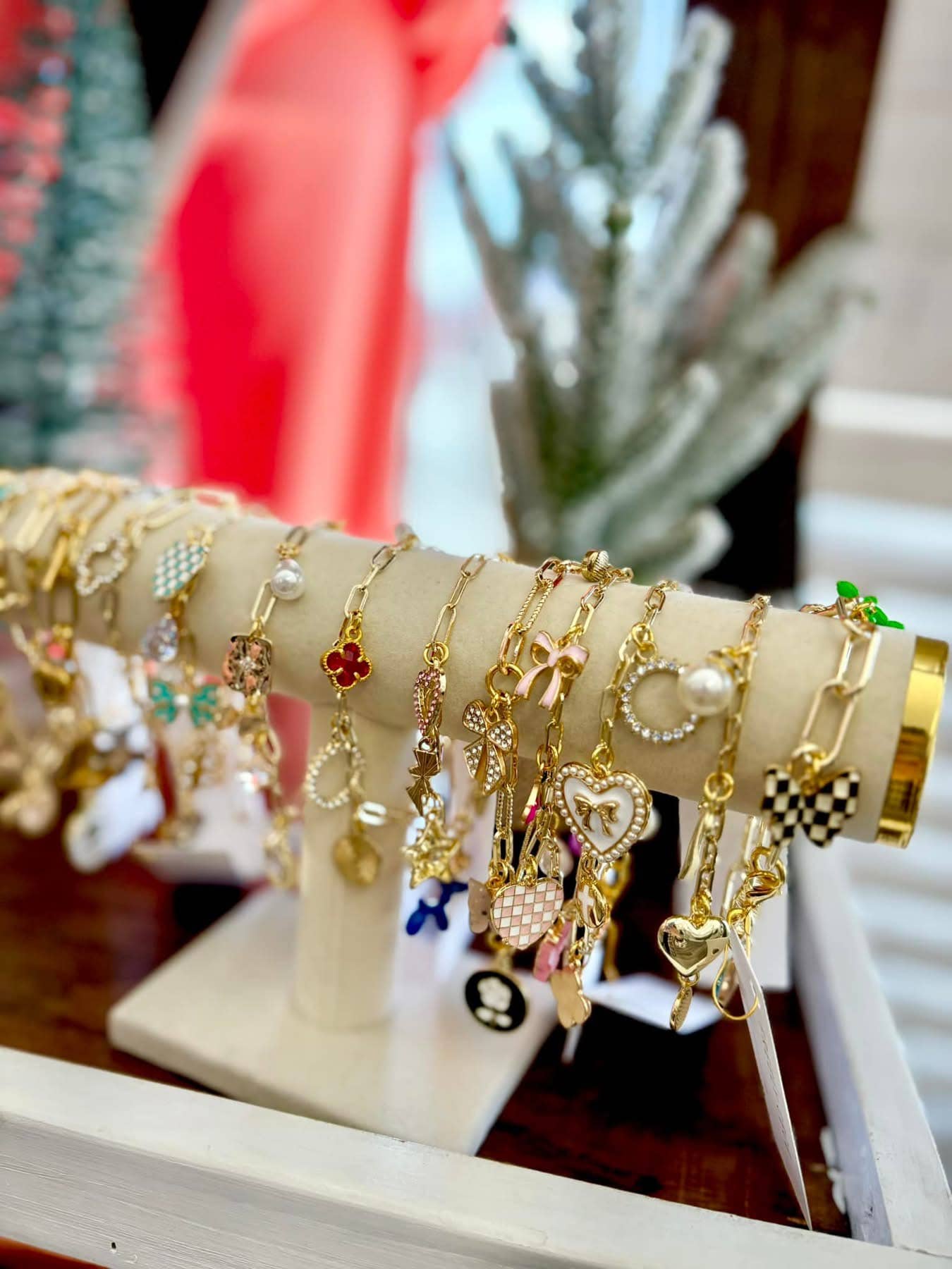 Freely Cece LLC - Wholesale Charm/Dangle Bracelet - Trendy Gold Everyday Charm Bracelet5