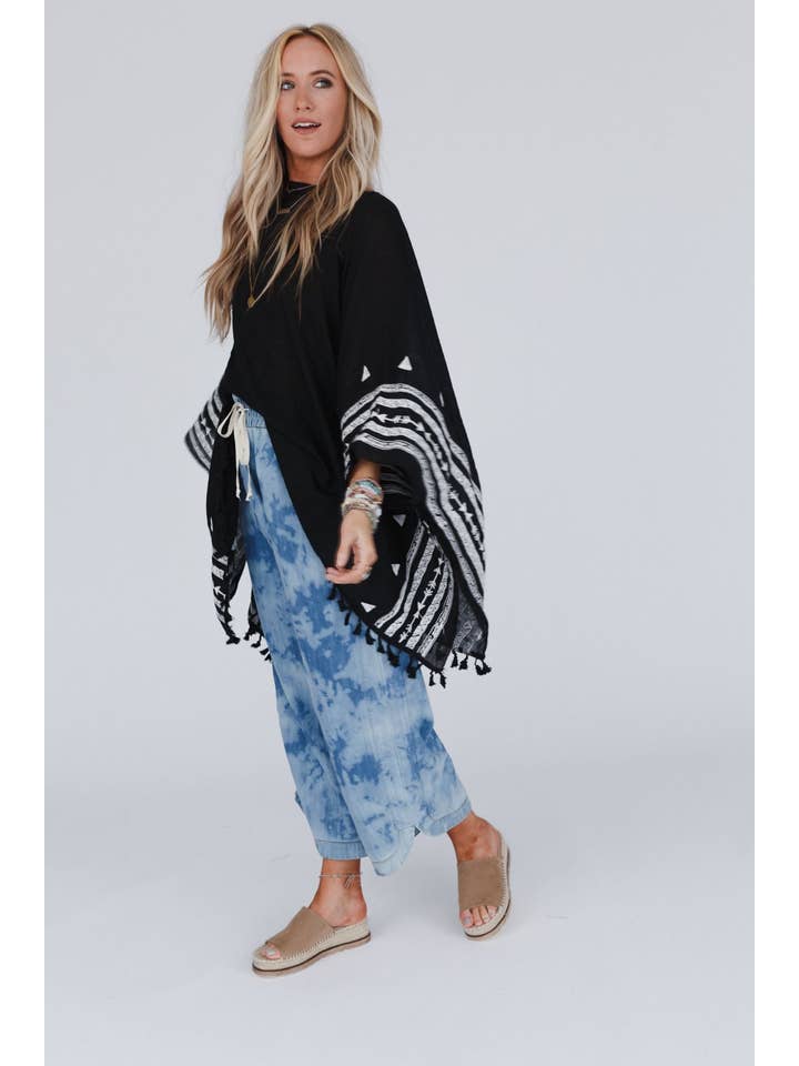 Three Bird Nest - Wholesale Poncho - Women's - Fallon Embroidered Sleeve Tassel Poncho - Black10