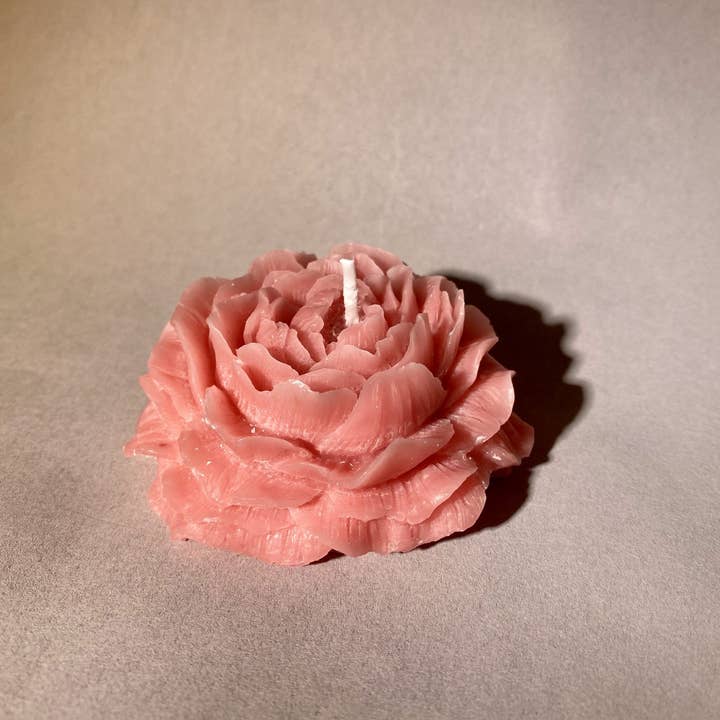 Artly Handmade - Wholesale Novelty Candle - Peony | Candle decoration decor candle unscented handmade sweden white pink flower1