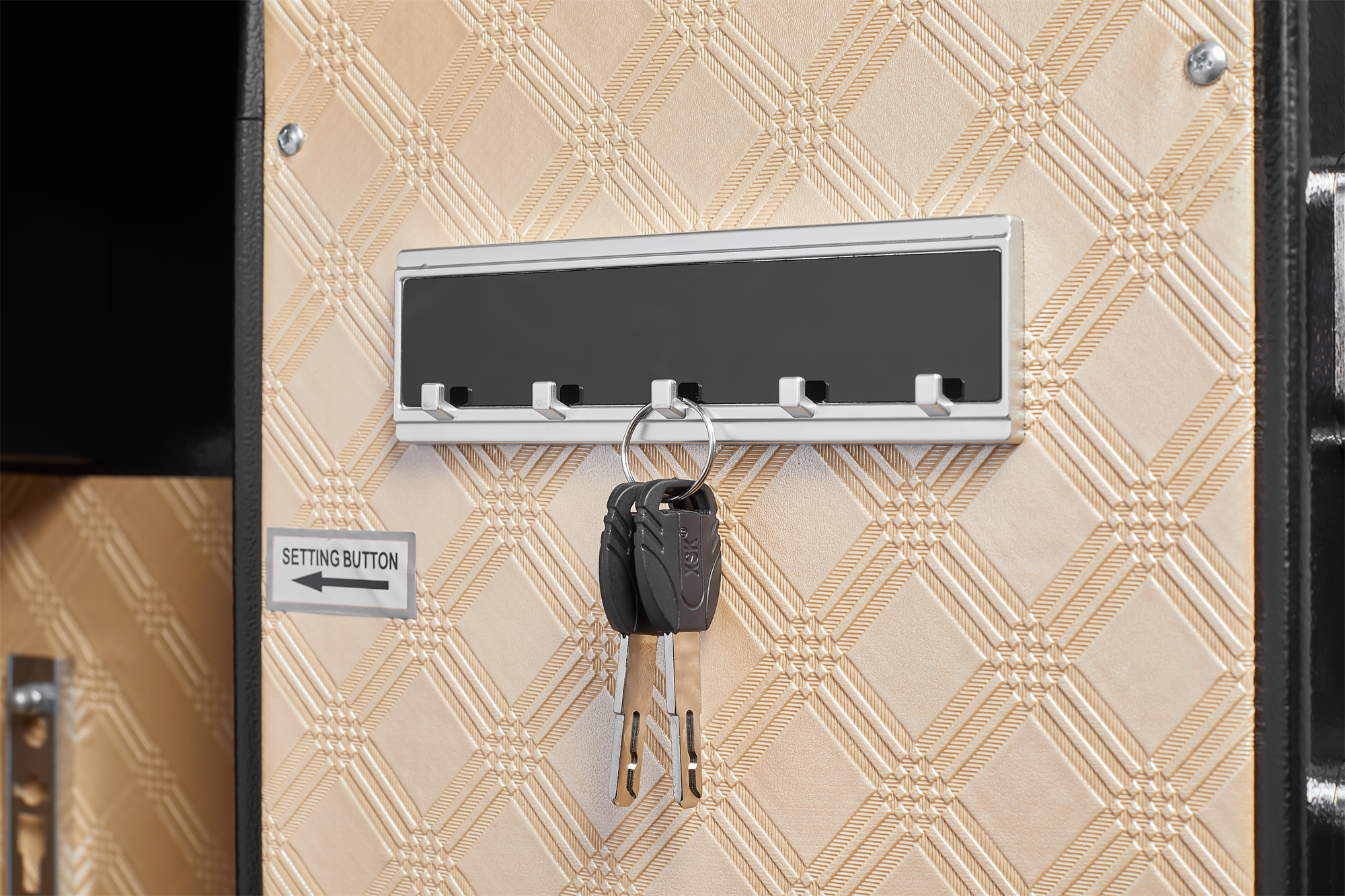 39F Inc. - Wholesale Jewelry Box/Organizer - Electronic Steel Home Safe with Digital Lock for Valuables4