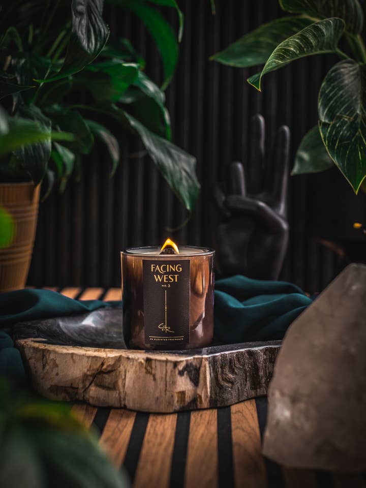 Facing West - Bougie de luxe entièrement naturelle pour la vente par Good Roots | Luxury Candles