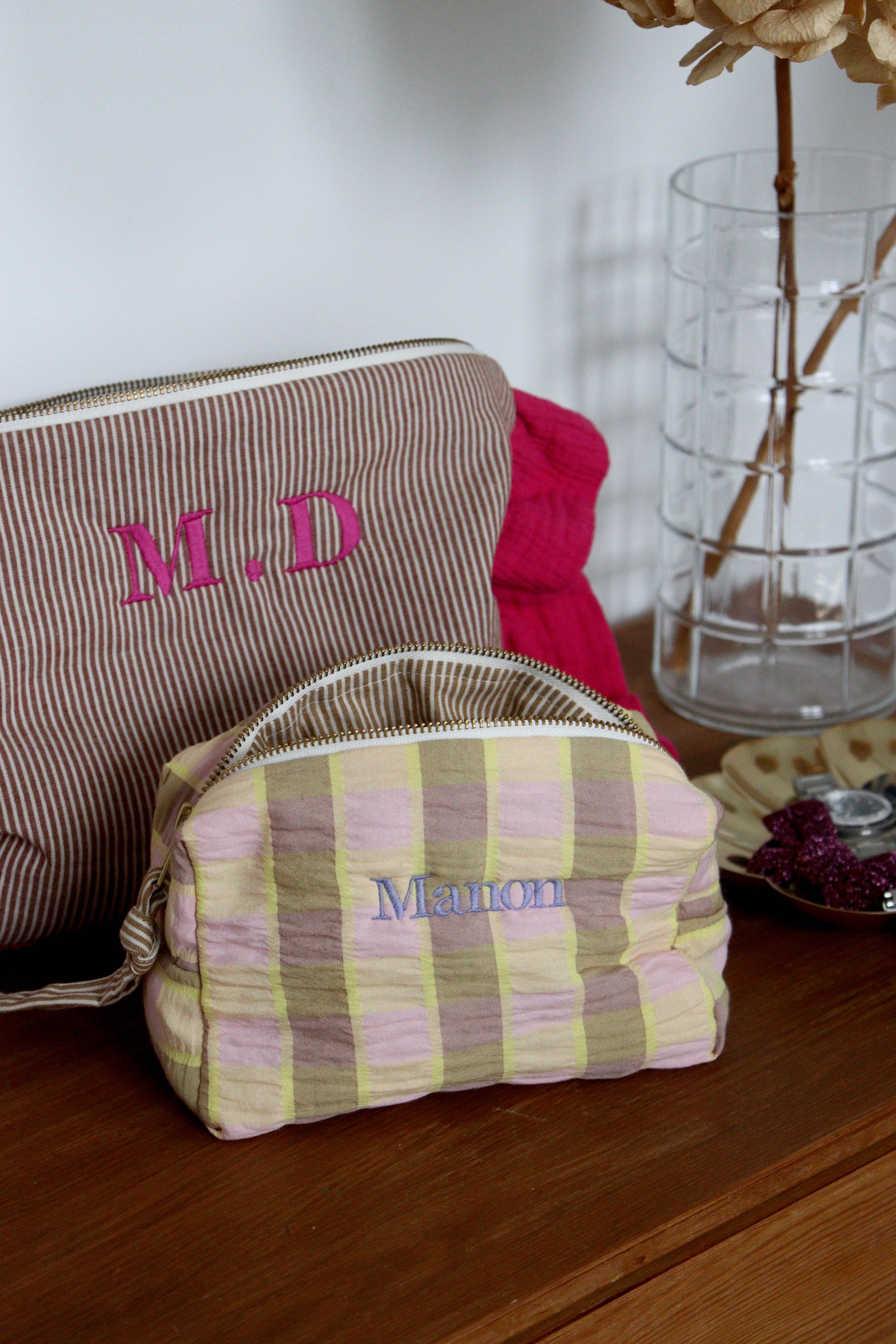 Maho - Wholesale Toiletry Bag - Women's - Claudia Seersucker8