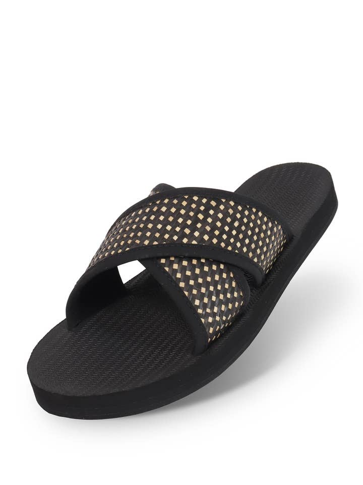 Sandalias de Mujer Tejido Cruzado - Negro/Batit Oscuro para venta al por mayor de Indosole