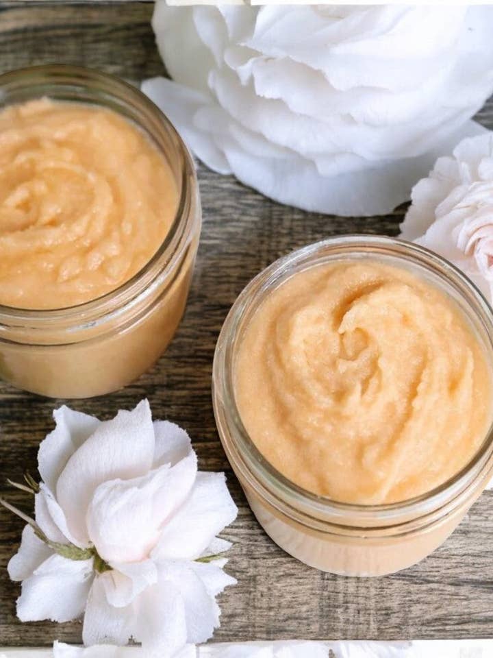 Esfoliação Luxo para Pés de Laranja, Manjericão e Limão com Argila, Sais e Óleo de Grão de Damasco por atacado de The Stuff I Love