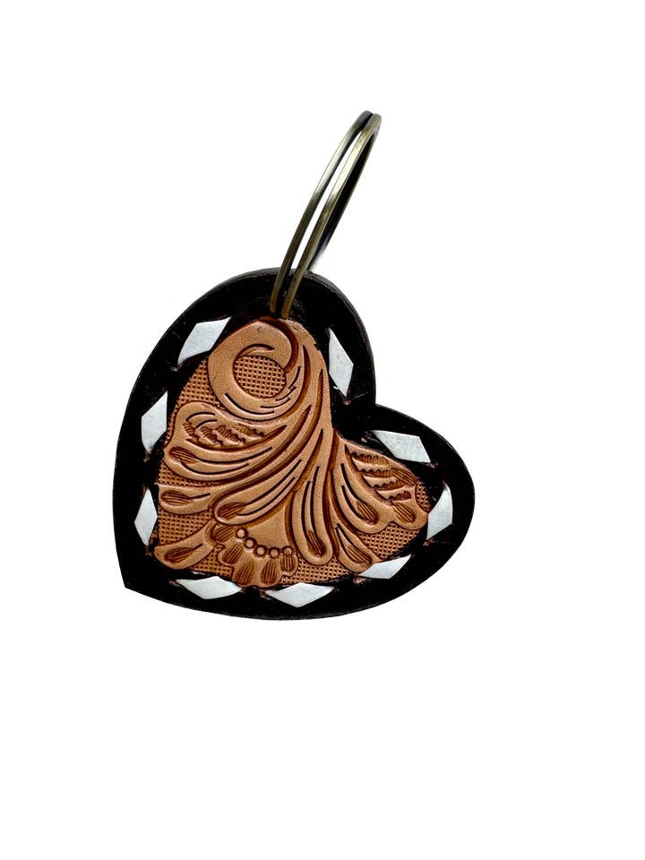 Buck-Stitch-Werkzeug Leder Herz Schlüsselanhänger – CA19 (Mind. 3 Stk.) für den Großhandel von The Design Edge