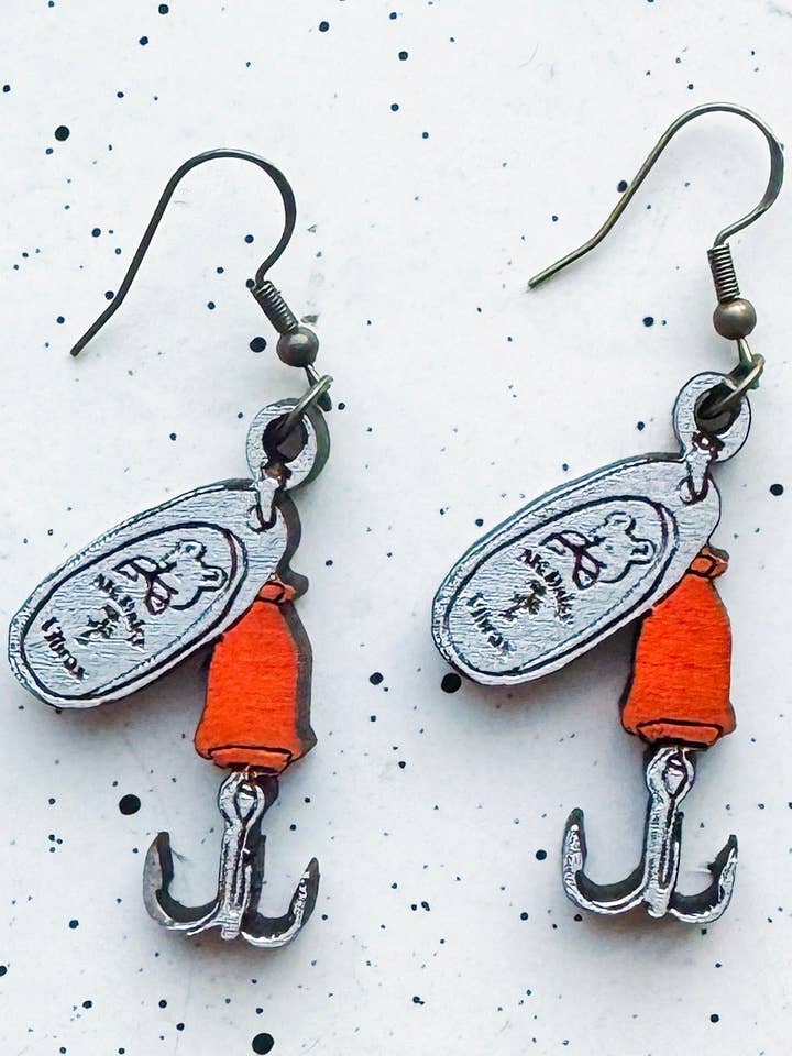 Fiskeriagn Øreringe i Træ, Fisk, Alaska, Vibrax for engroshandel hos Ak Daisy Chain