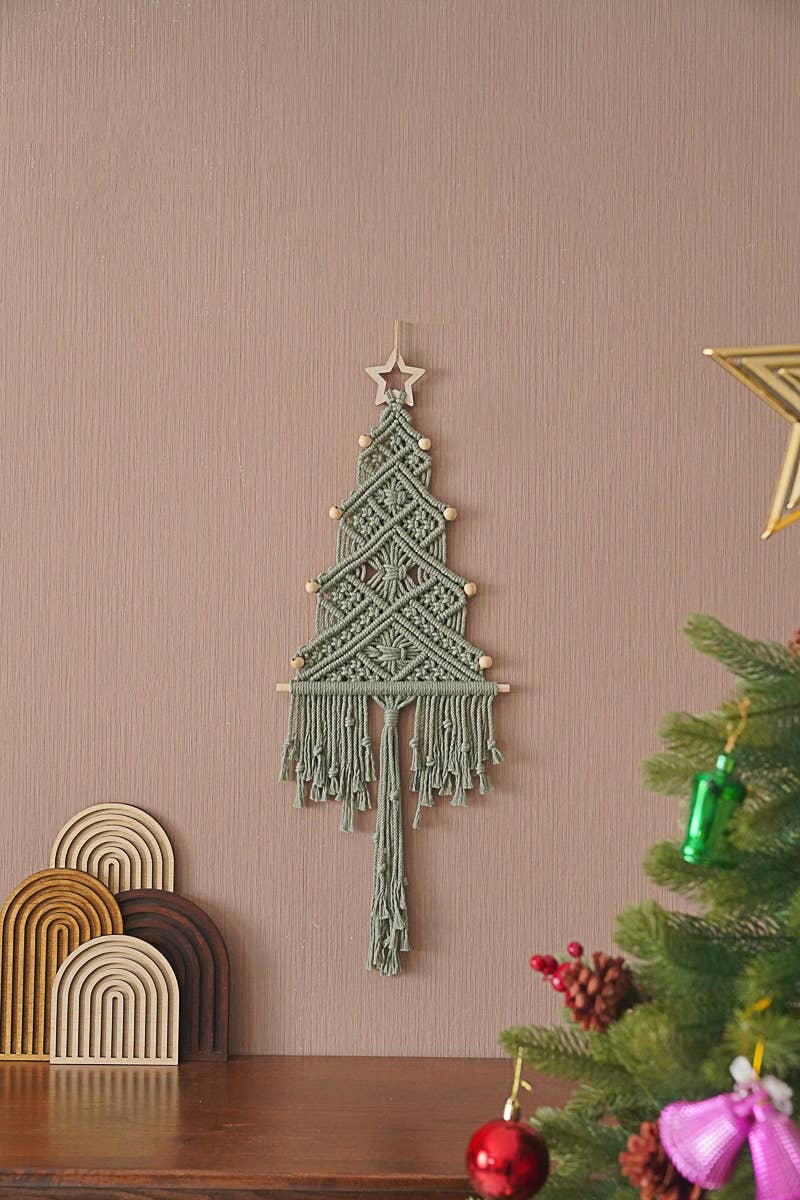 BeanDaikon - Wholesale Christmas Decoration - Boho Christmas Tree Wall Hanging - X324