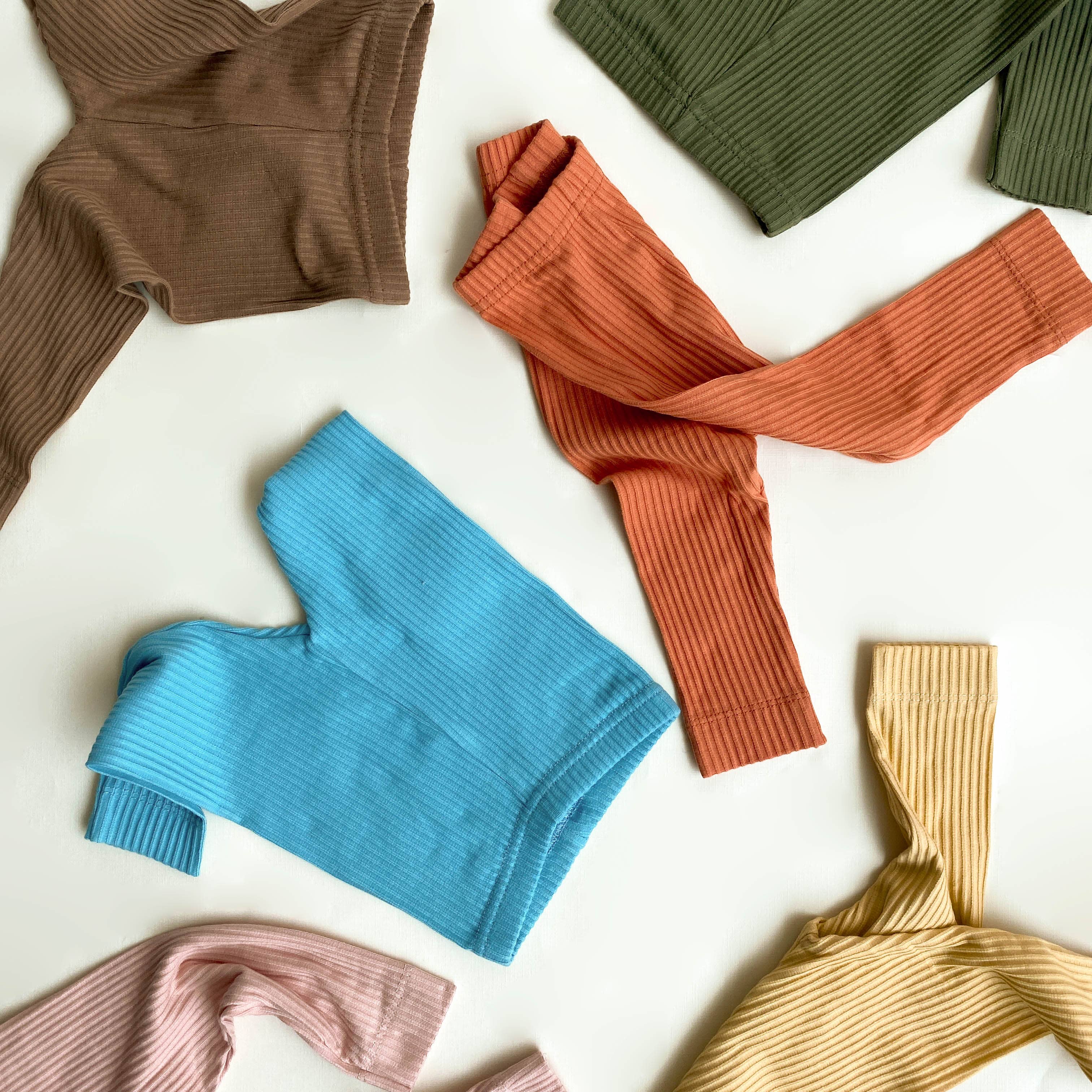 Kleine Tijntje – Engroshandel Modeleggings – Børn – LEGGING RIB UNISEX VOL 30