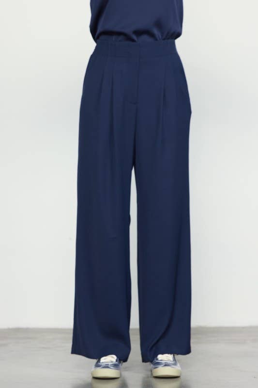 SKIES ARE BLUE - Wholesale Pants - Women's - Recycled Pintuck Wide Leg Pants
11