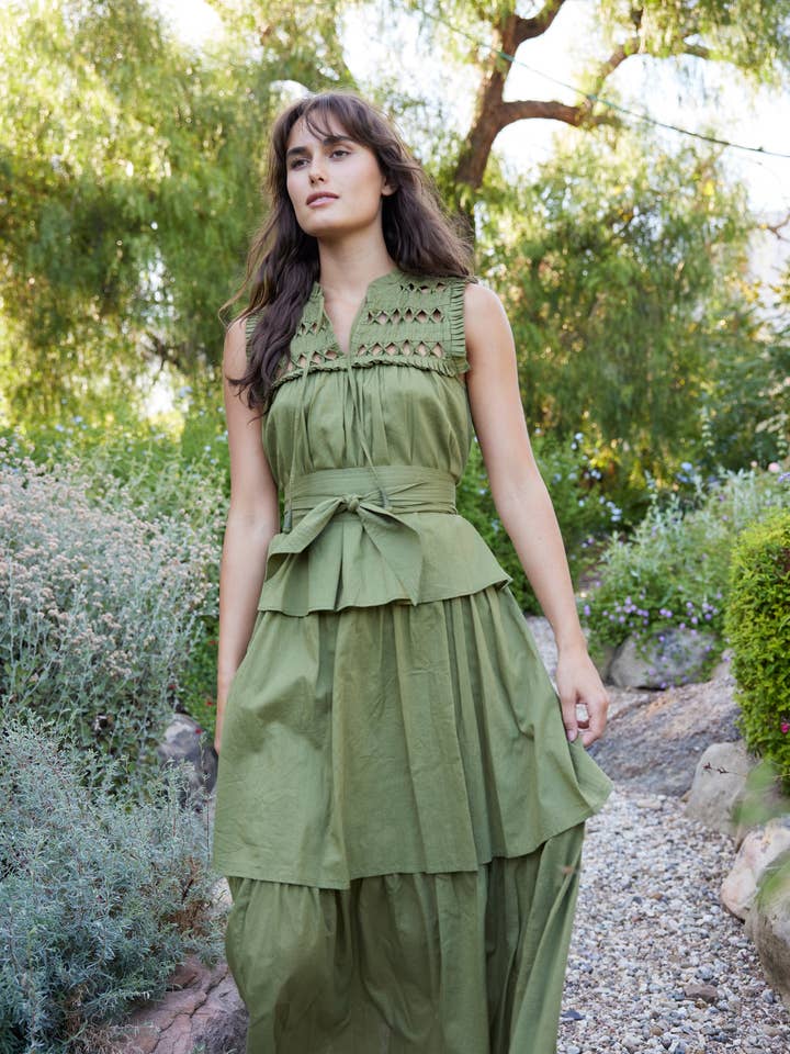 Robe longue Lucille pour la vente par Self Contrast