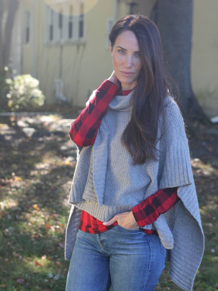 Elly Poncho for wholesale by ISLEFIELD