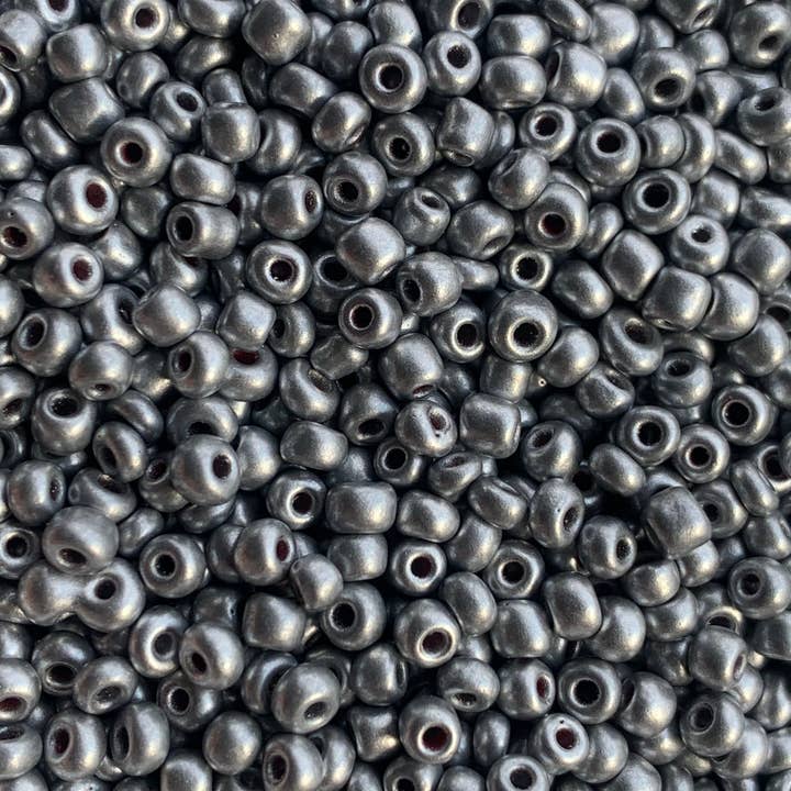 MaddieMayShop - Wholesale Beads - 8/0 Seed Beads Glass Beads, 450 Grams, Bulk seed beads4