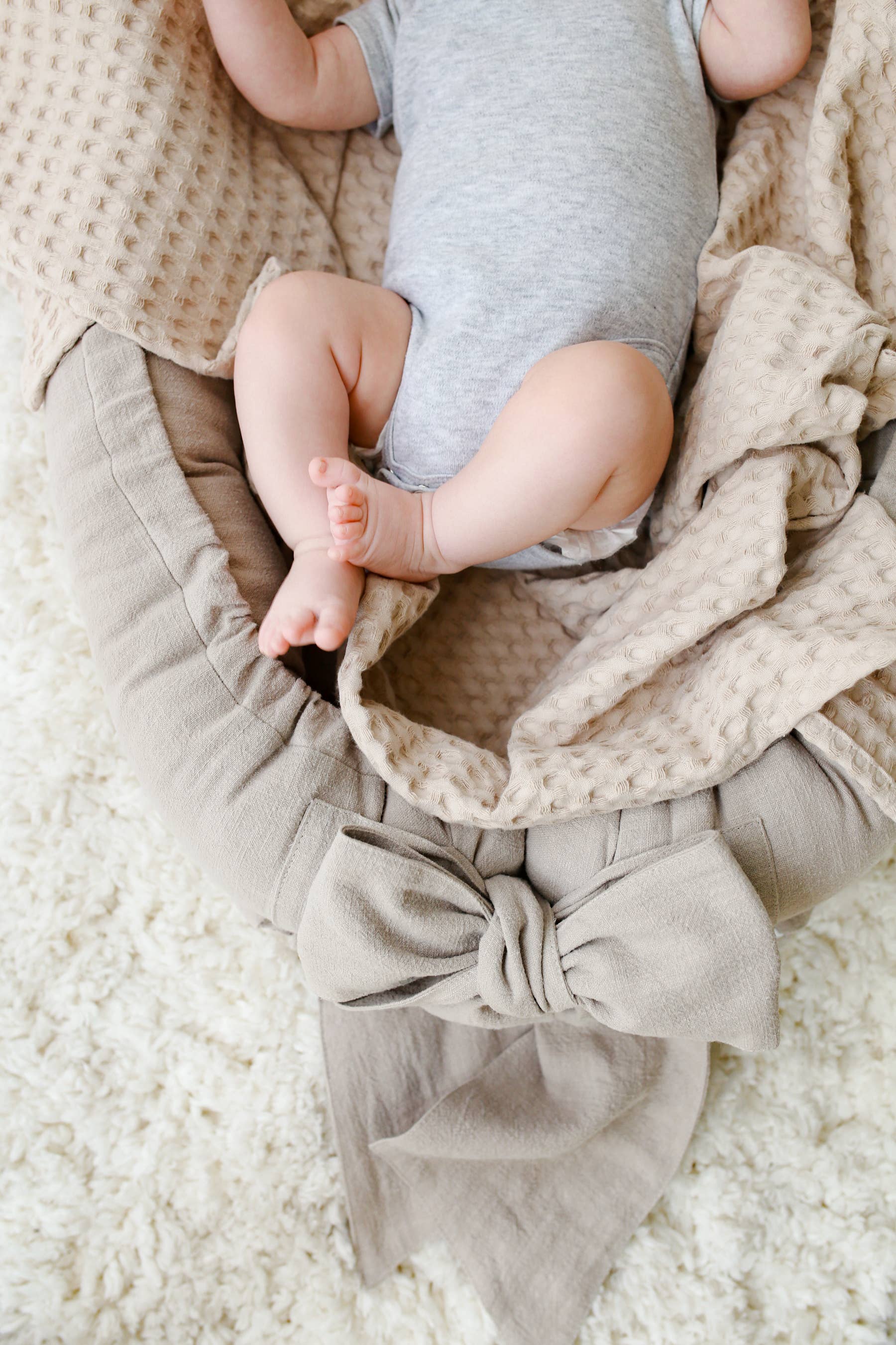 Babyly - Wholesale Bassinet - Baby - babyly - linen babynest with bow (2 colors) 3