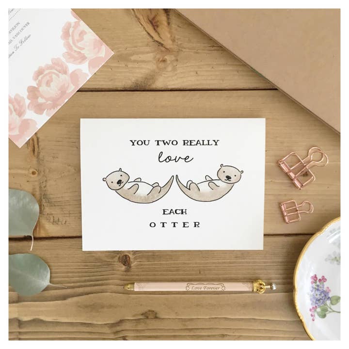 Liefde – “Jullie Twee Houden Echt Van Elkaar” Otter-Thema Kaart voor wholesale door kenziecards