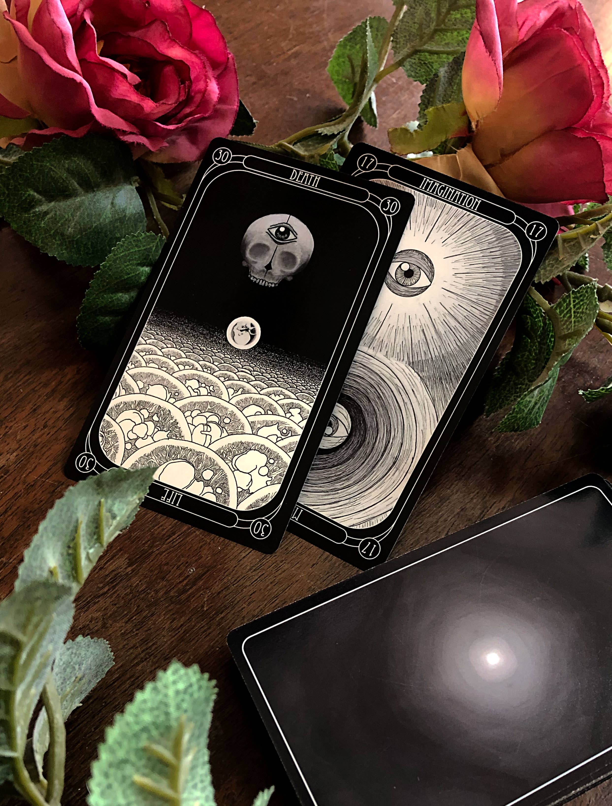Somnambulant Visuals - Vente Cartes de tarot - Le Jeu d'Oracle Eigengrau3