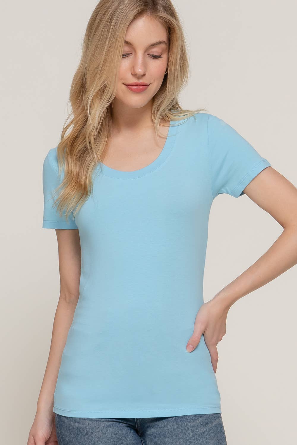 Active Basic | Active USA – Engroshandel T-shirt – til kvinder – Kortærmet top i bomuldstrikot med rund hals20