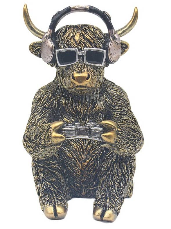 LP76452 - Highland Cow Gamer for wholesale by David Fischhoff Ltd