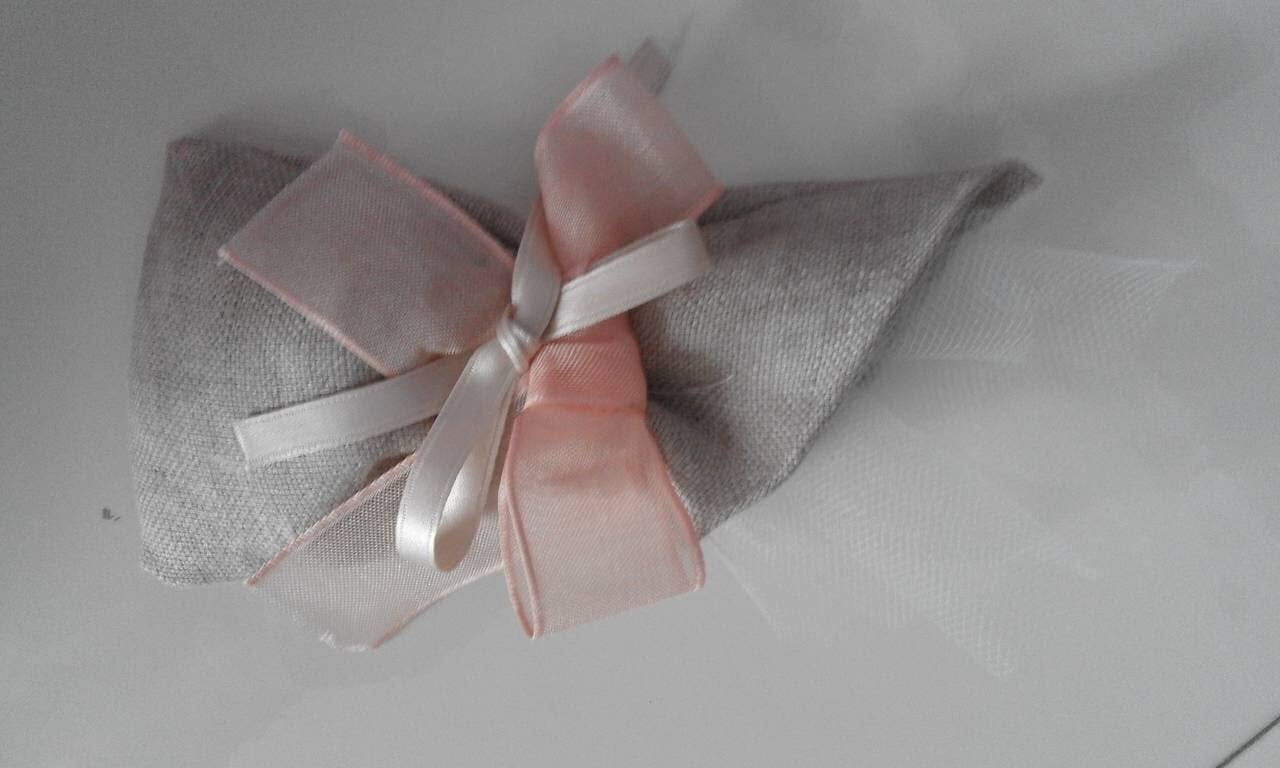 Lisa's Fairy - Vente Sachet cadeau/boîte cadeau pour invités - Sachets à confettis - Sachets de mariage élégants2