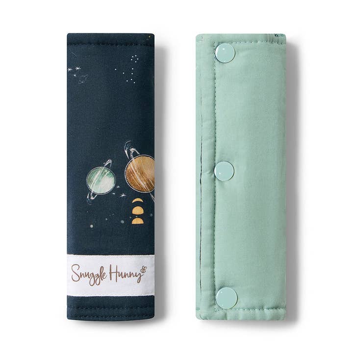 Couvre-sangles universels réversibles pour poussette Milky Way pour la vente par Snuggle Hunny