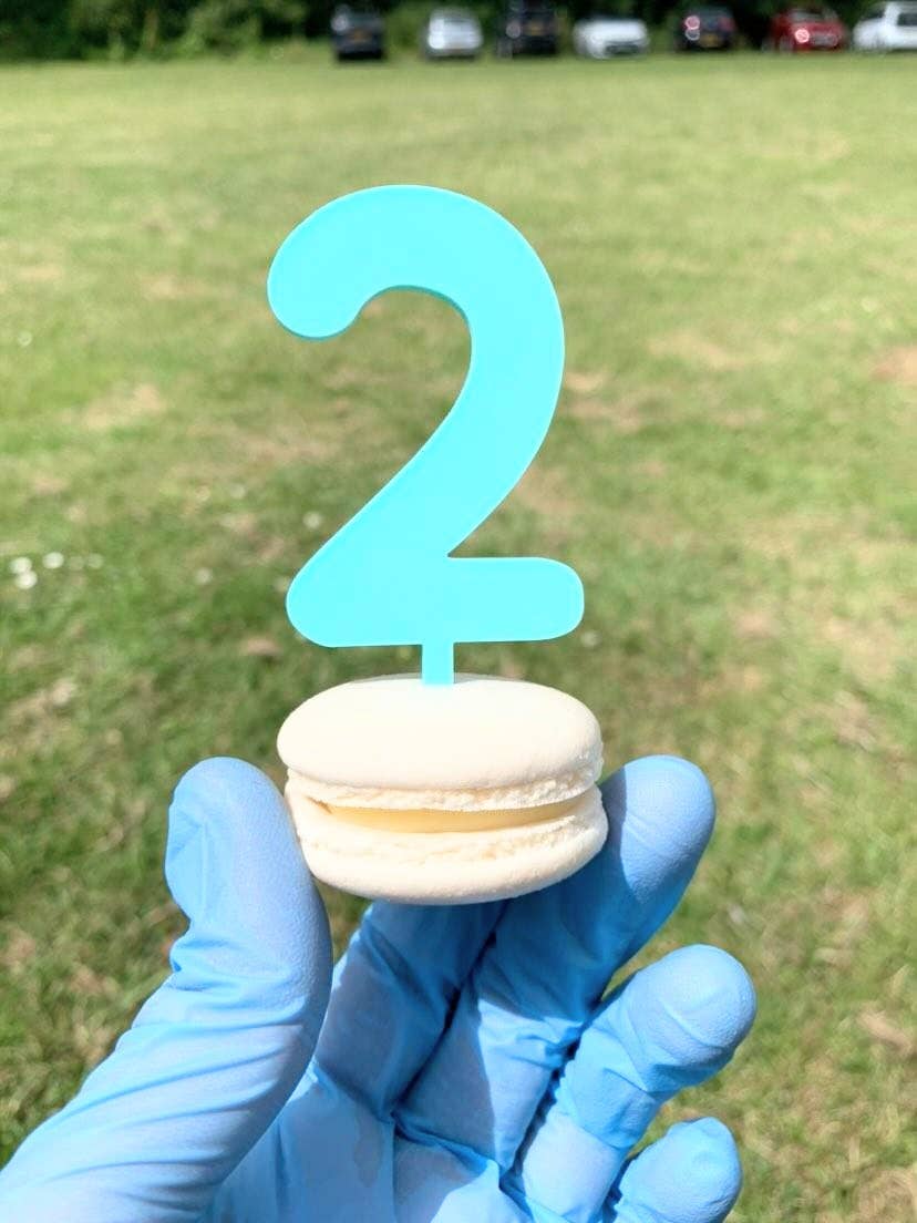 Chikai Shop - Wholesale Cake/Cupcake Topper - Number cake topper in acrylic, cupcake topper macaron topper4