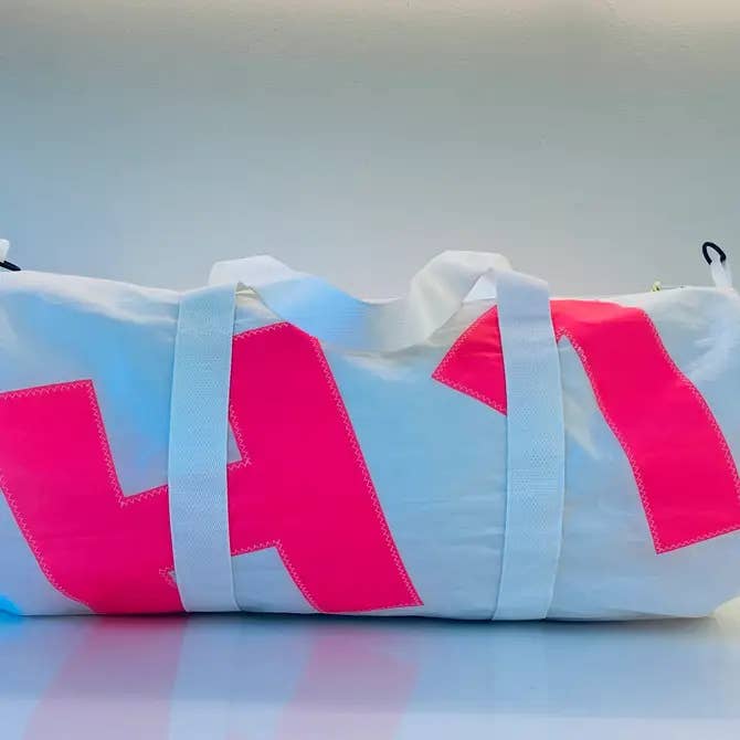 Sac de sport en toile de voile recyclée personnalisé Zero Waste Sport pour la vente par Bientot Dimanche