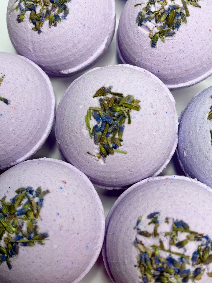 Relax Bath Bomb for wholesale by Jasmine’s Essence