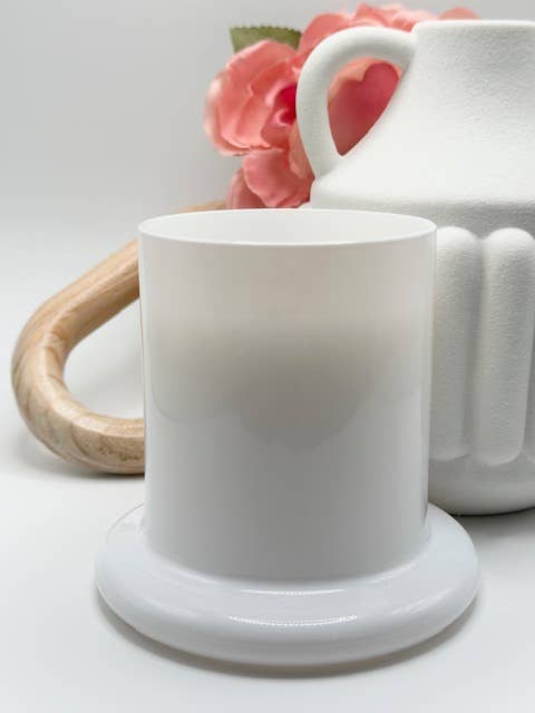 Midnight Peony 11oz for wholesale by Clear Creek Candle Co