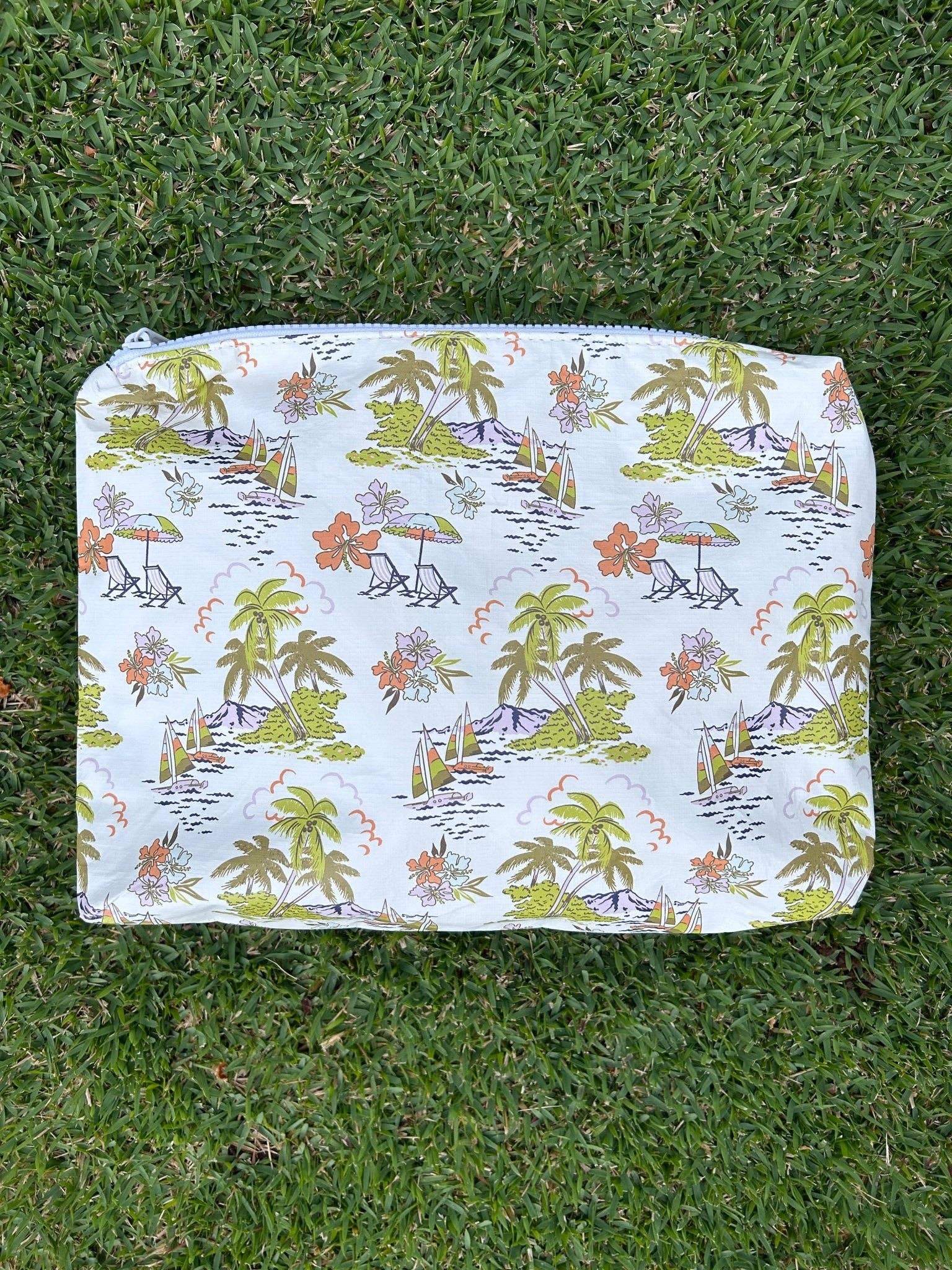 The Salty Babe - Wholesale Pouch - Women's - Ivory Tropical Pitcher pouch1