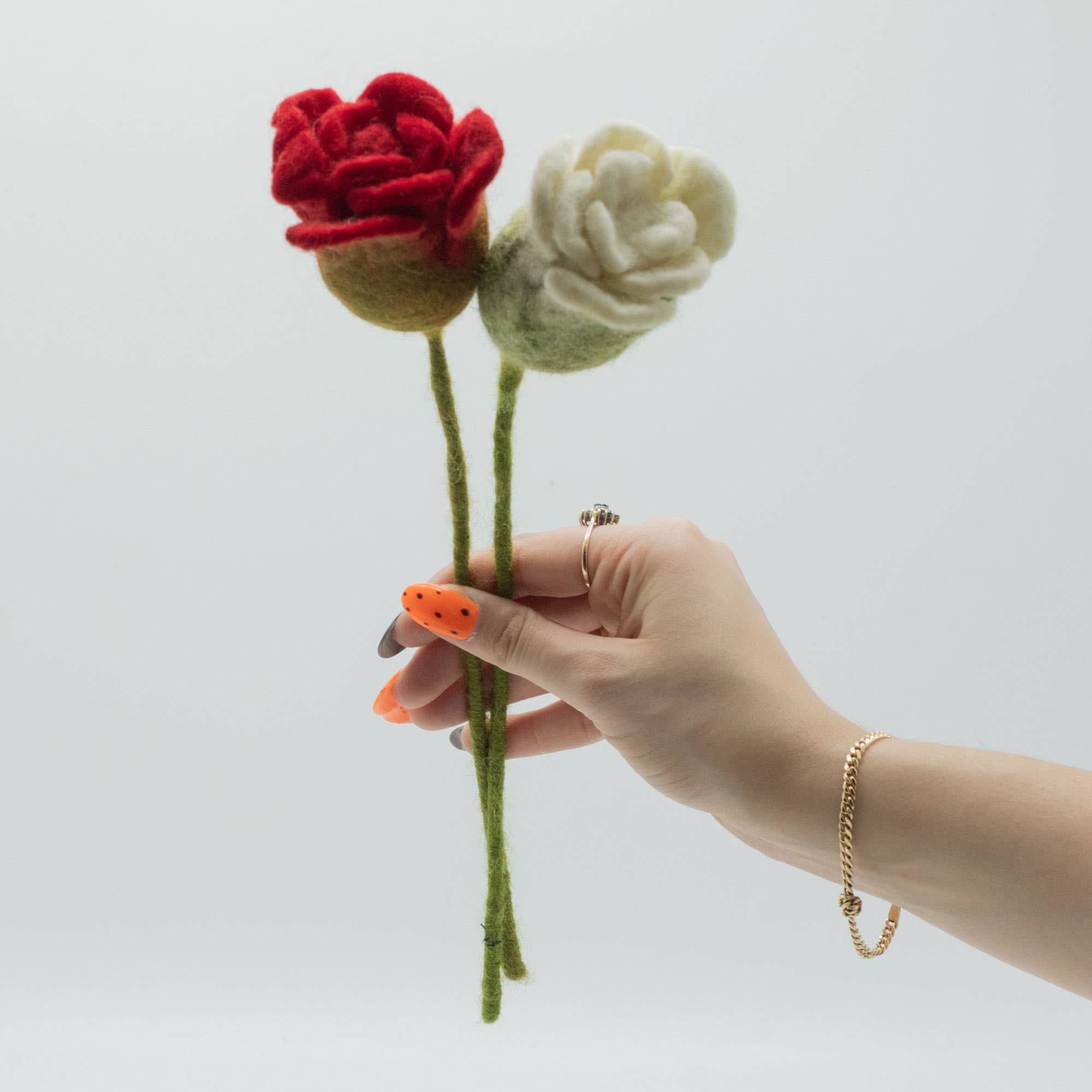 AW Artisan - Venta al por mayor Flores artificiales - Flores de Fieltro - Rosas (colores surtidos)2