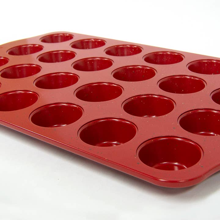 CasaWare - Wholesale Cupcake/Muffin Pan - Mini Muffin Pan 24 Cup7